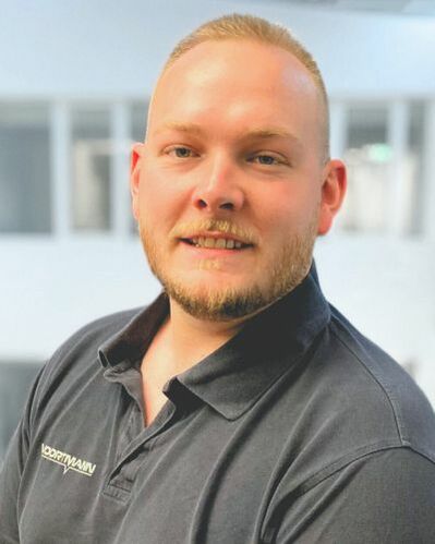 Porträt von Tobias bei VOORTMANN