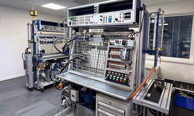 Modernisierter Übungsstand für Hydraulik-Schulungen bei VOORTMANN 