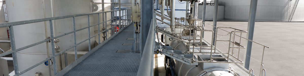 hydraulische Sicherheitsklapptreppen von VOORTMANN
